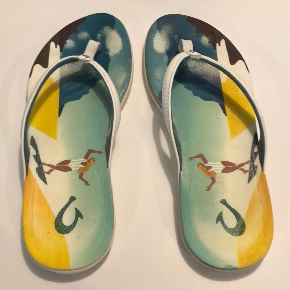 OluKai Ho Opio women’s white Sandals